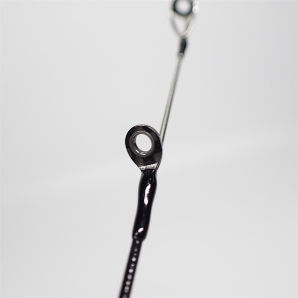 １８エメラルダスストイストＡＧＳ７６ＭＭＨ－ＳＭＴ